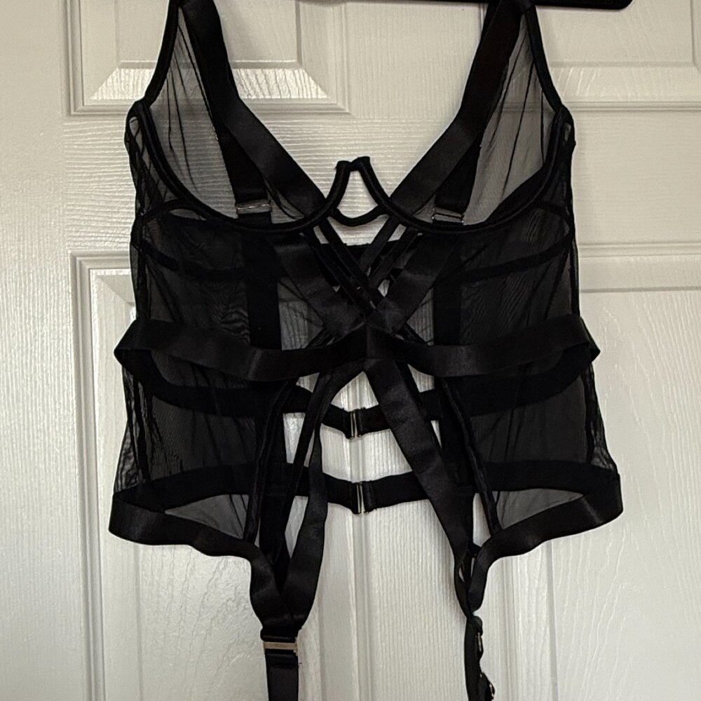 Bluebella - Sawyer Wired Basque